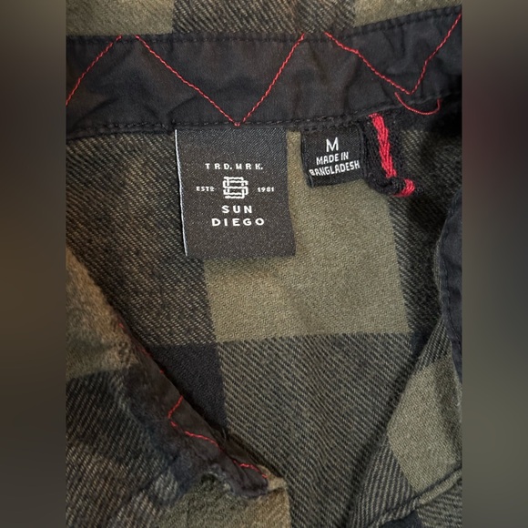 Sun Diego-Flannel Button Down-Black/OD Green Plaid-Size: M (men’s) - Picture 2 of 3
